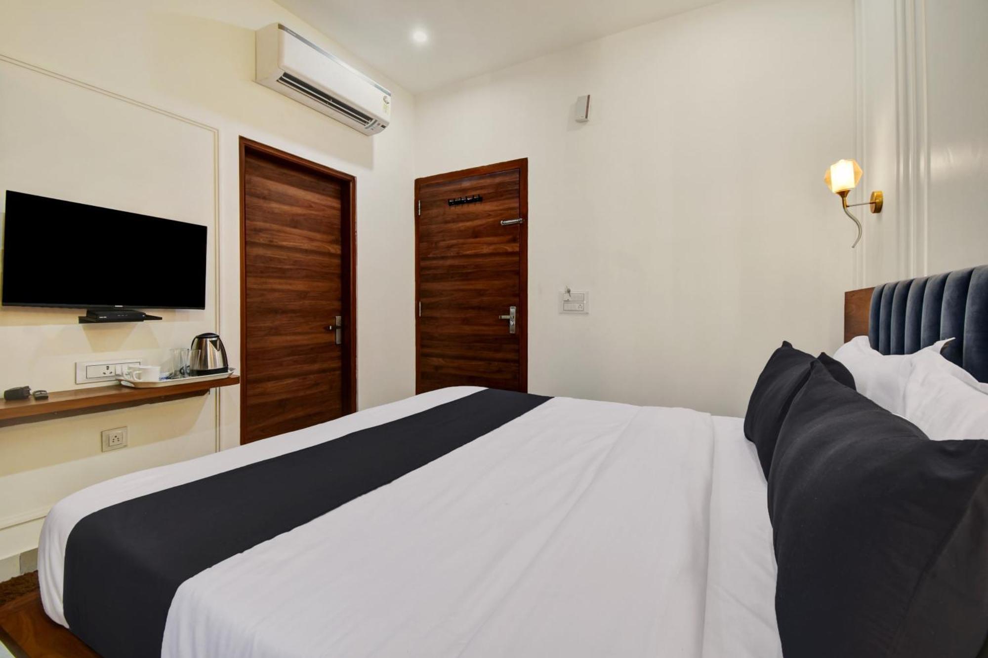Hotel M.S ชัยปุระ ภายนอก รูปภาพ
