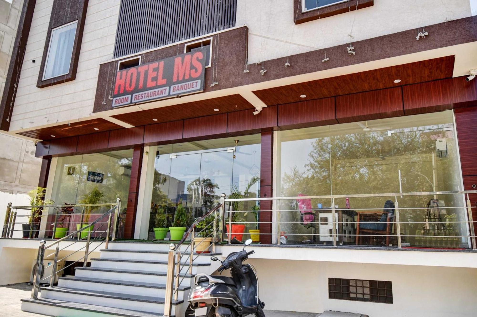 Hotel M.S ชัยปุระ ภายนอก รูปภาพ