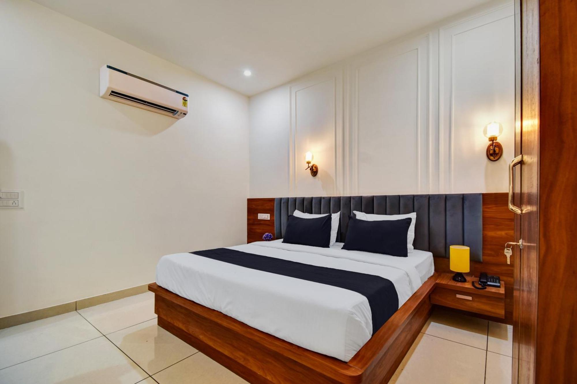 Hotel M.S ชัยปุระ ภายนอก รูปภาพ